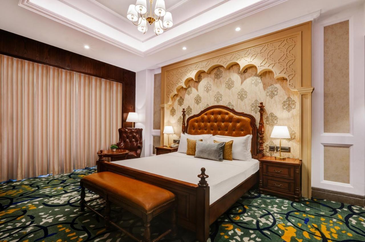 Lemon Tree Premier, Dwarka Hotel Exterior photo