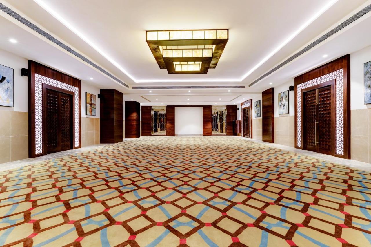 Lemon Tree Premier, Dwarka Hotel Exterior photo