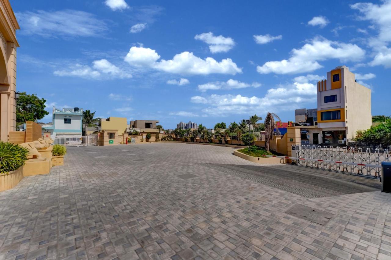 Lemon Tree Premier, Dwarka Hotel Exterior photo