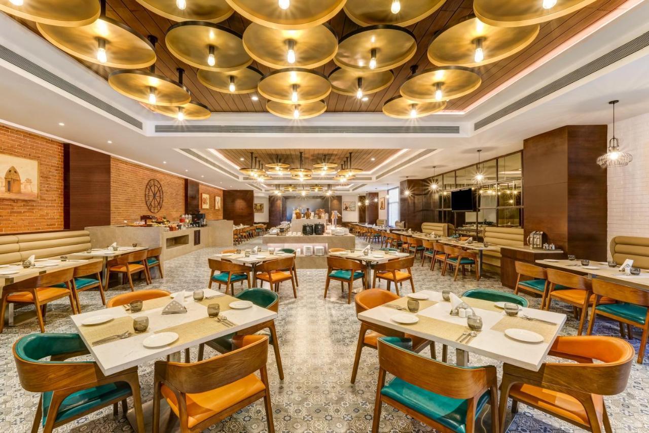 Lemon Tree Premier, Dwarka Hotel Exterior photo